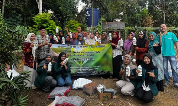 Foto: Pleatihan pembuatan pupuk Organik menggunakan PUMAKKAL